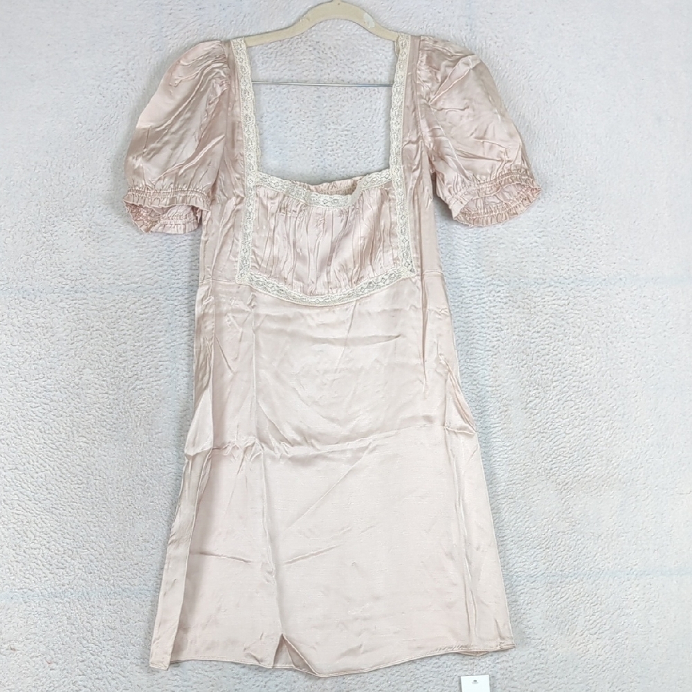 Rumored Junior's Napa Valley Dove Satin Puff Sleeve Mini Dress Size M